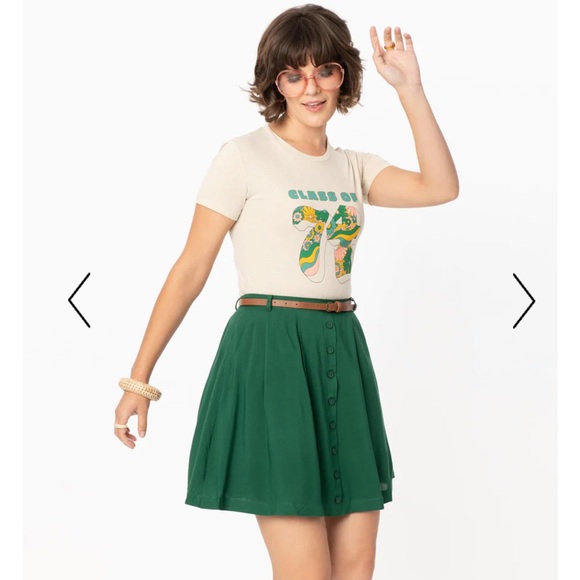 Unique Vintage Dresses & Skirts - Retro style green flare skirt